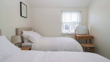 2 bedrooms, individually decorated, individually furnished, free WiFi