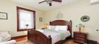 Charming Conshohocken B+B Near Philly
