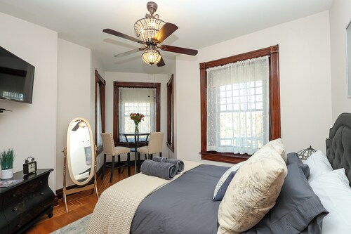 Charming Conshohocken B+B Near Philly
