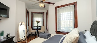 Charming Conshohocken B+B Near Philly