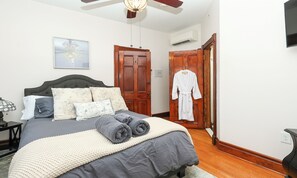 Room - Charming Conshohocken B+B Near Philly (Conshohocken)