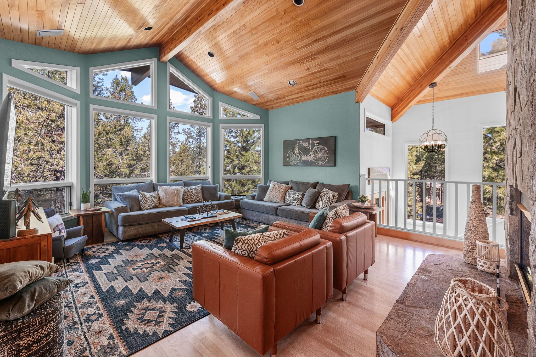 TV, fireplace, foosball, table tennis