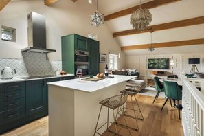 Fridge, microwave, oven, stovetop - 1 Force Mill Barn | Ridgestone (Satterthwaite)