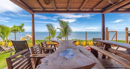 Beachfront Cabins in Bahia – OTX