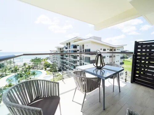 Paradise Sunset -V3-6B- 2 bed, 2 bath