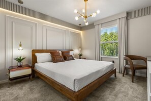 6 bedrooms, iron/ironing board, WiFi, bed sheets