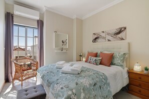 1 bedroom, iron/ironing board, WiFi, bed sheets - Ria's Birds in Cabanas de Tavira – Comfort and Nature by the Ria Formosa (Cabanas de Tavira)