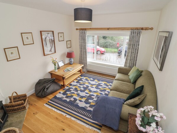 Living area - The Woods (Southam)