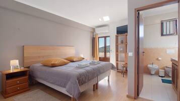 Strygejern/strygebræt, Wi-Fi, sengetøj