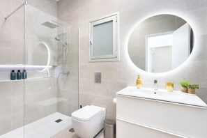 Hair dryer, towels