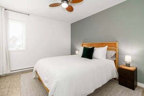 4 habitaciones, tabla de planchar con plancha, wifi y ropa de cama 
