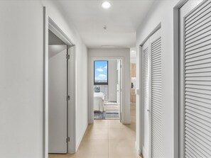 Appartement, vue sur la ville | Accès au Wi-Fi (inclus)