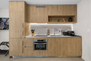 Design Studio, City View | Private kitchen - Condo City View Miami (Miami)