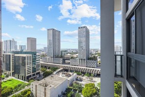 Design Studio, City View | Balcony view - Condo City View Miami (Miami)