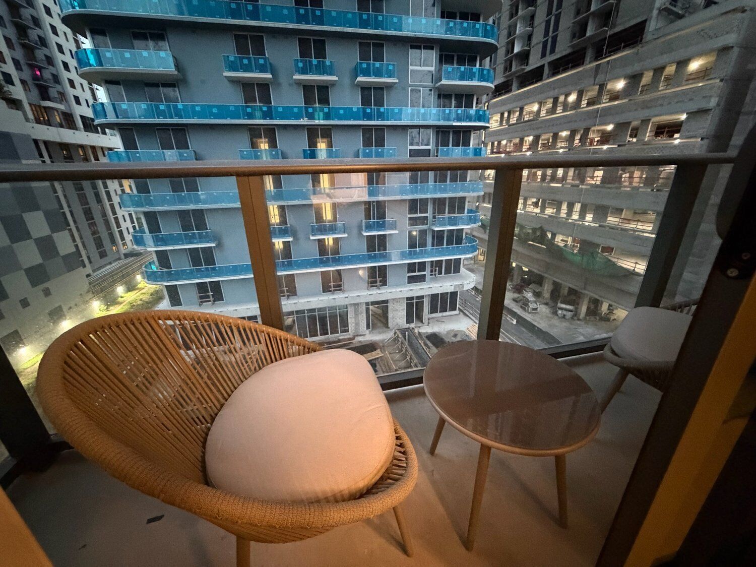 Studio Confort, vue ville | Balcon