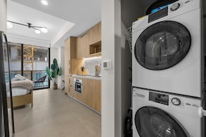 Design Studio, City View | Laundry - Condo City View Miami (Miami)