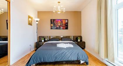 Luxury House Near Montreal – Self Check-In & Free parking