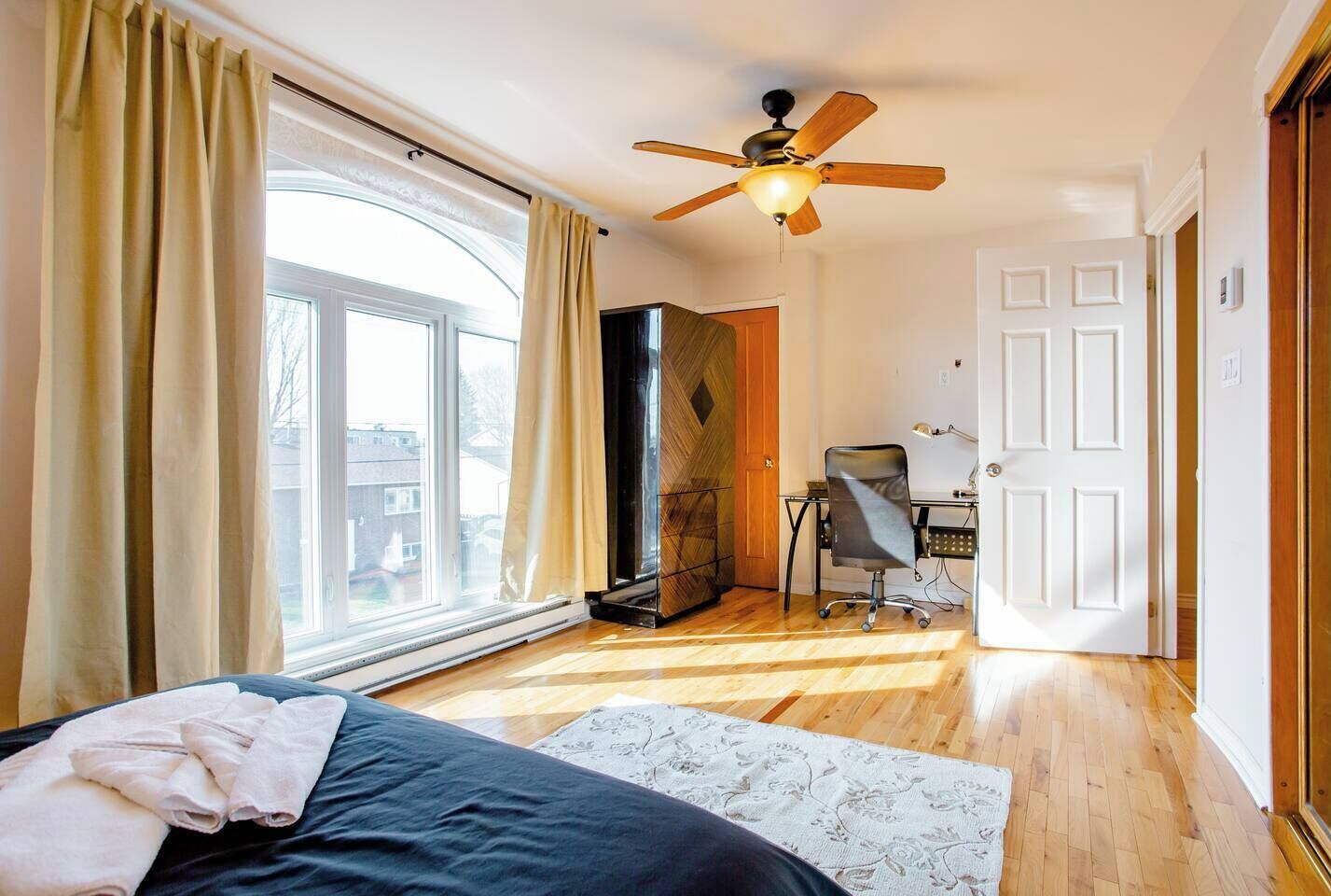 Strykejern/-brett, wi-fi og sengetøy