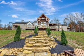 Exterior - Timberframe Lodge| Hocking Hills, Luxury, Pond (Rockbridge)