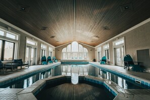 Pool - Hocking Manor | Hocking Hills, 8BR, Indoor Pool (Rockbridge)