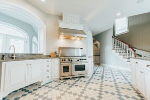 Interior - Hocking Manor | Indoor Pool | Hocking Hills (Rockbridge)