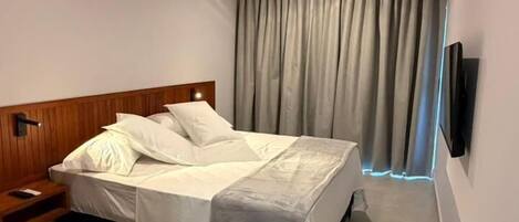 Twin Room, Sea View | Free WiFi