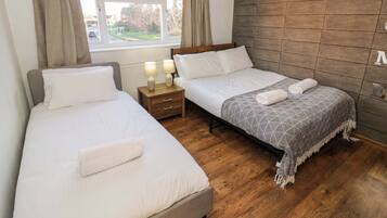 4 bedrooms, individually decorated, individually furnished, free WiFi