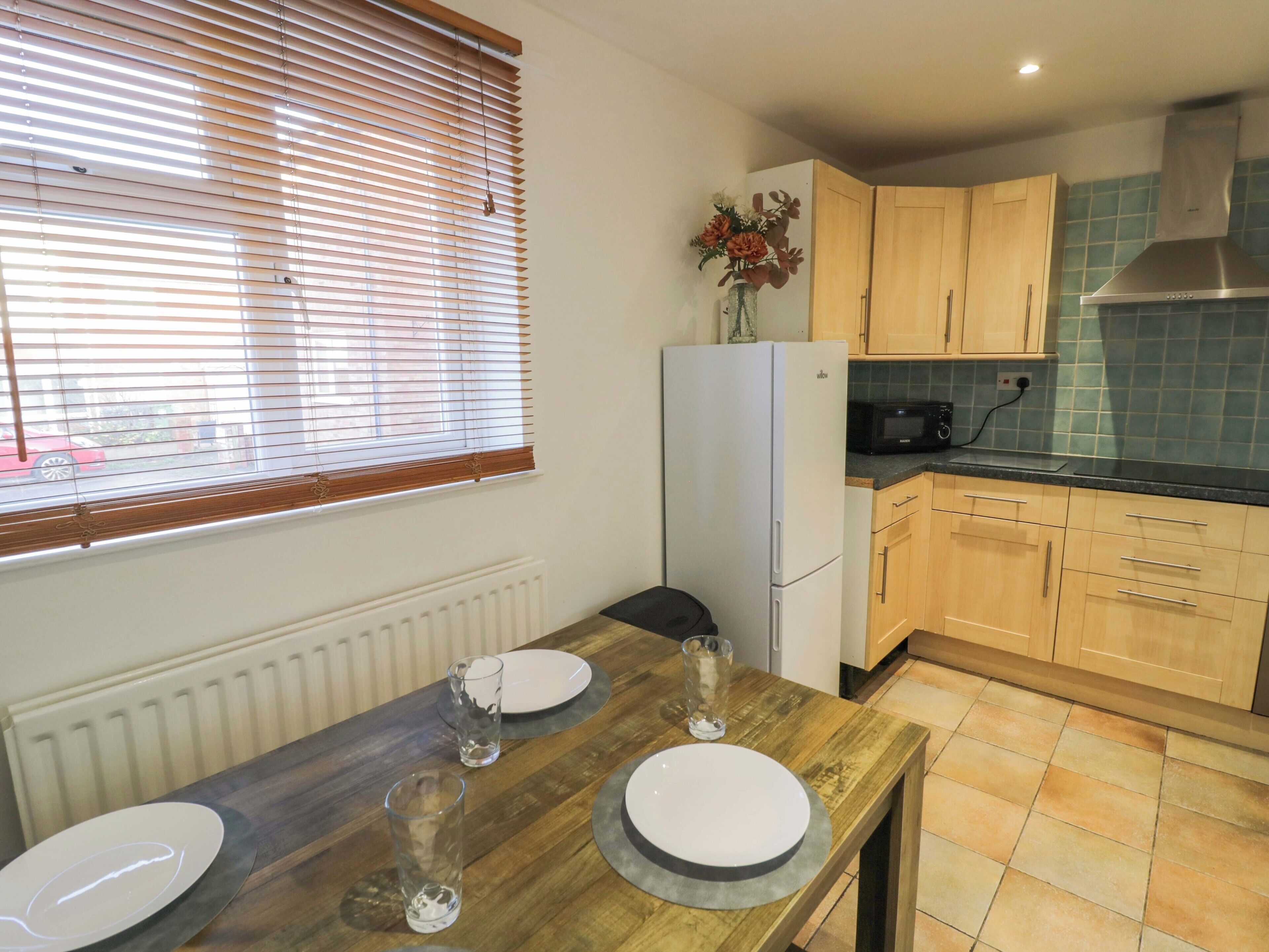 Dishwasher, cookware/dishes/utensils