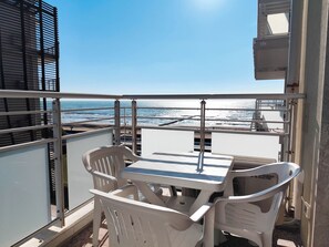 Balcony - Seaside Studio Apartment With Balcony (Jesolo)