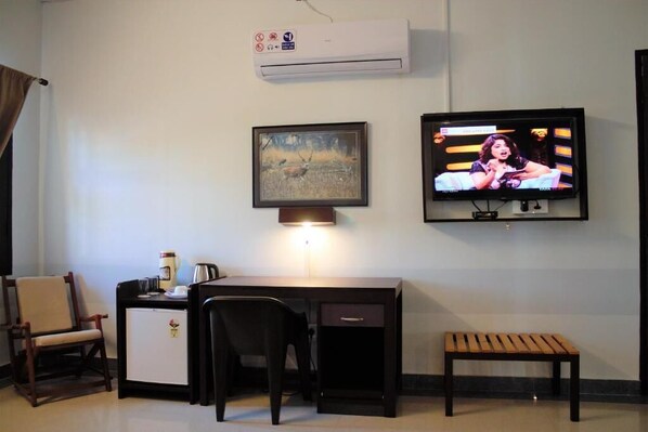 Family Bungalow, Balcony, Mountain View | Interior - Shivir Aranya - Wilderness Resort Sariska (Alwar)