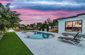 Outdoor pool - The Glam Homes (North Miami)