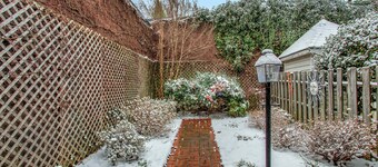 Luxe Row Home Steps to USNA Gate 3!