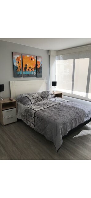 2 bedrooms, iron/ironing board, WiFi, bed sheets - Cozy & Well-located 2BR in Usaquen | Near Top Malls, Restaurants & Hospitals (Bogotá)