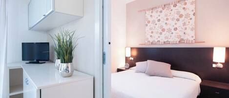Studio, plusieurs chambres, balcon, vue sur la ville | 1 chambre