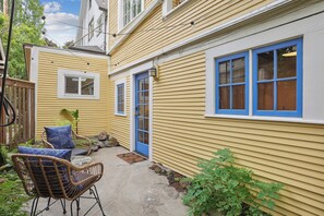 Terrace/patio - Garden studio in Laurelhurst (Portland)