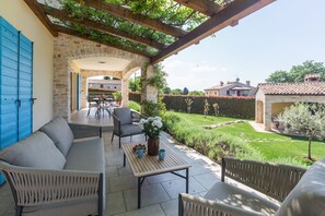 Terrace/patio - Mediterranean stone villa with heated private pool, aromatic Mediterranean plants (Sveti Lovrec)