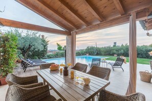 Outdoor dining - Picturesque villa with sea view, private pool, billiards, bikes, table tennis (Sveti Lovrec)