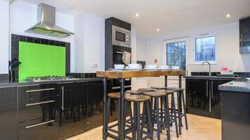 Fridge, microwave, oven, toaster