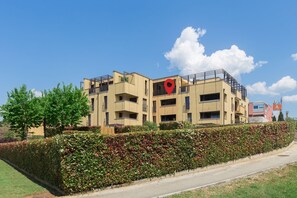 Exterior - Extravagant apartment in a perfect location – 300 metres from the beach and 100 metres from the centre (Porec)