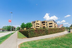 Exterior - Extravagant apartment in a perfect location – 300 metres from the beach and 100 metres from the centre (Porec)