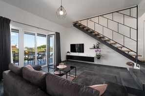 Living area - Impressive villa with sauna, private pool, whirlpool, panoramic sea view (KAŠTELIR)