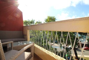 Property grounds - Charming apartment right on the promenade of Porec with sea view (Porec)