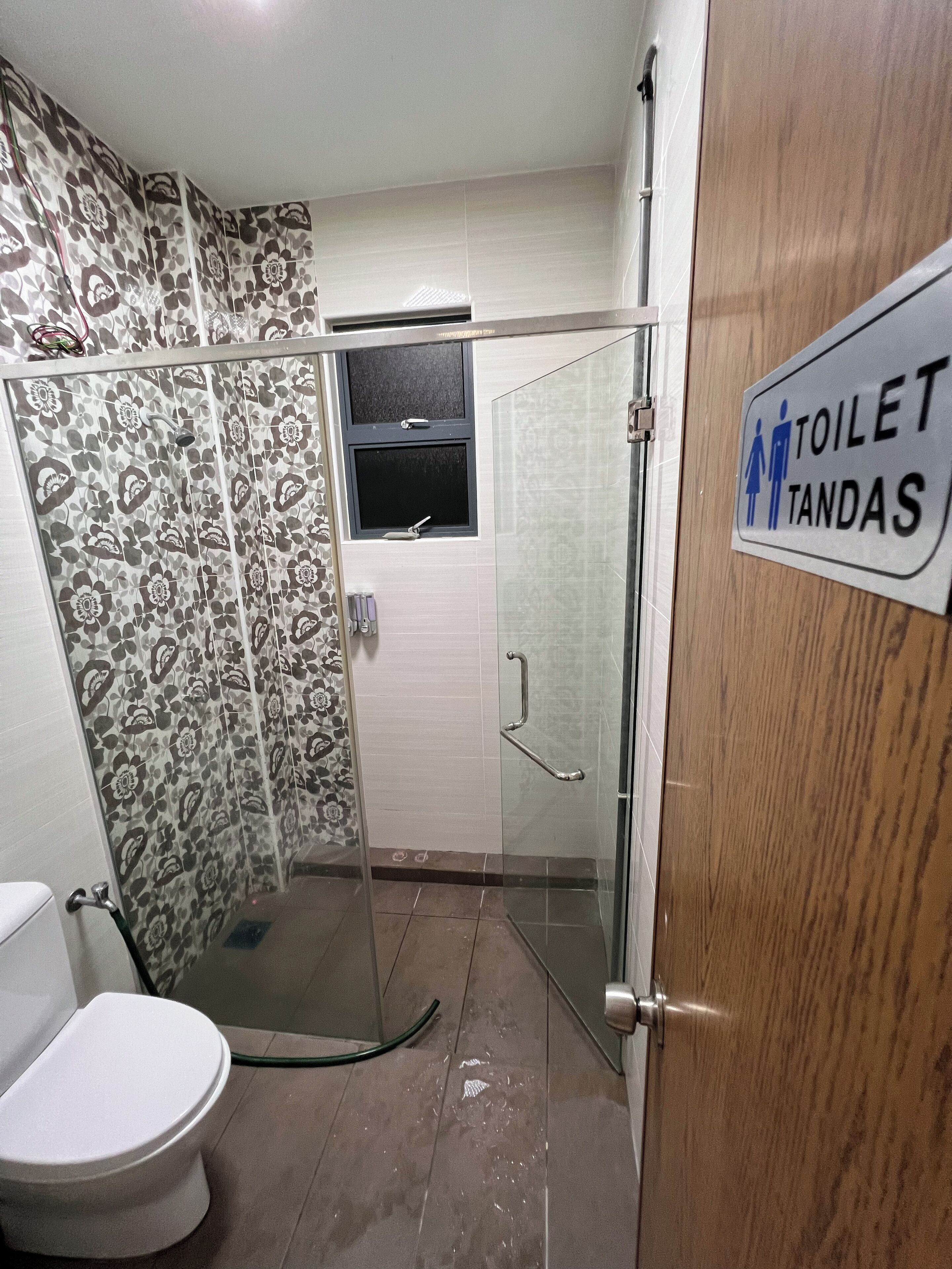 Bidet, Handtücher, Seife