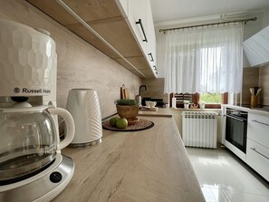 Fridge, microwave, stovetop, dishwasher - Fully equipped apartment in Rovinj with a wonderful terrace to enjoy (Rovinj)