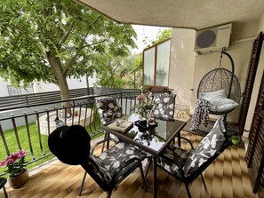 Outdoor dining - Fully equipped apartment in Rovinj with a wonderful terrace to enjoy (Rovinj)