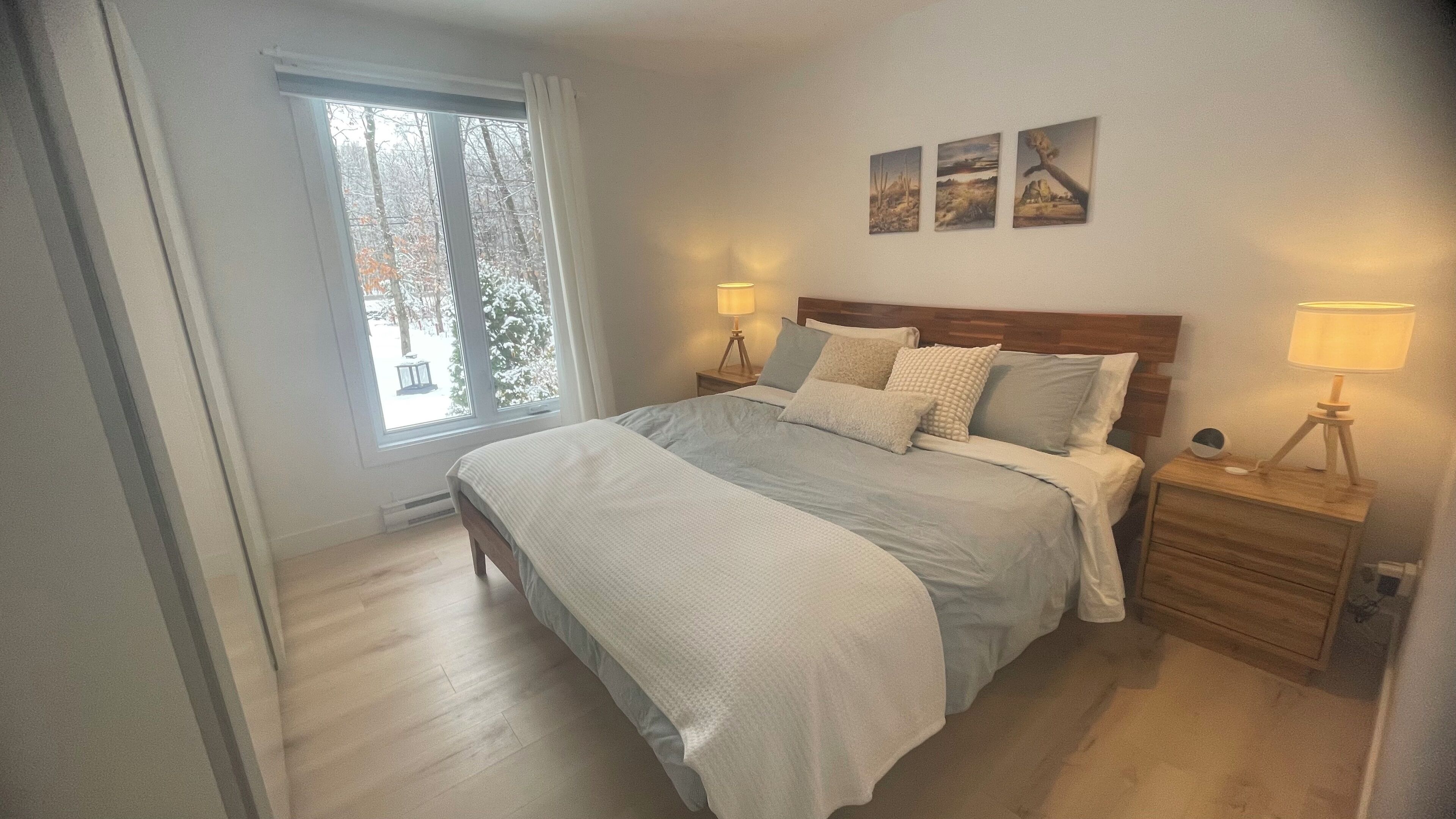 4 室のベッドルーム、アイロン / アイロン台、WiFi、ベッドシーツ