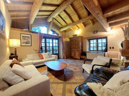 Chalet atypique 6 pers, terrasse sud-ouest, Arc 1800, parking, wifi