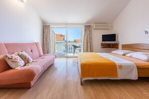 Bureau, Wi-Fi gratuit, draps fournis