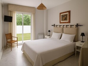 3 bedrooms, free WiFi - Apartment in Marbella near Puerto Banús with pools and terrace (Marbella)
