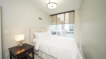 Cortinas blackout, tabla de planchar con plancha y wifi gratis